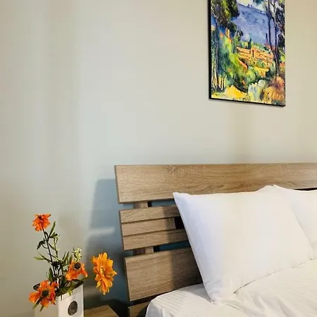 Brickyard Lägenhetshotell 3*