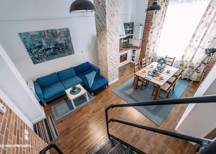 Brickyard Apartahotel