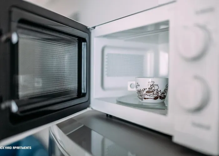 Brickyard Apartahotel 3*