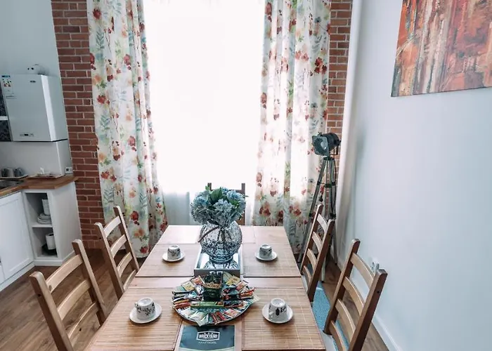 Brickyard Apartahotel