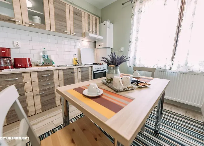 Brickyard Apartahotel